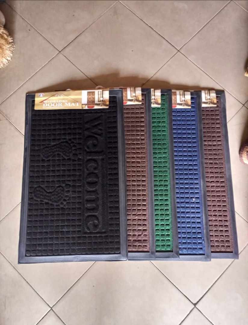 Durable floor mat
